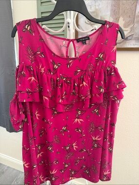 Lane Bryant Hot Pink Floral Ruffle cold shoulder top